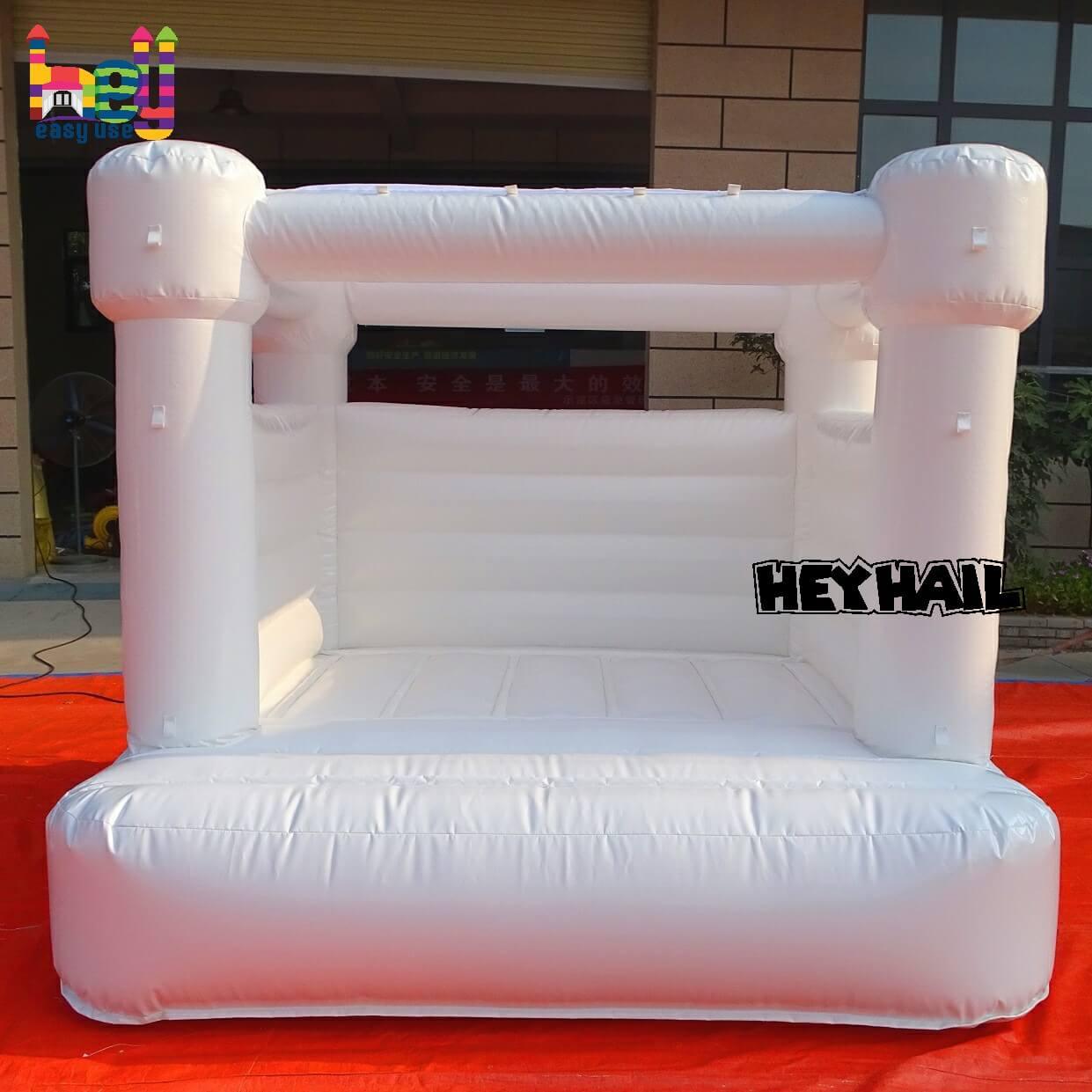 8x8 White Bounce House - Heyhail